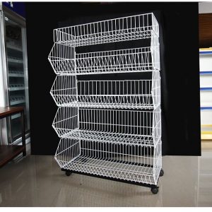Display Wire Basket With Castors - Image 3