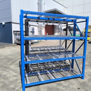Shelving With Wire Mesh - Image 14